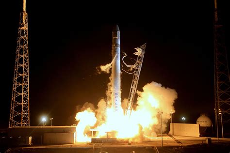 2012 | SpaceX | Spacex, Spacex rocket launch, Spacex rocket