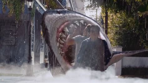 Tommy Wiseau Torna Alla Regia Con Big Shark Ecco Il Folle Trailer Del