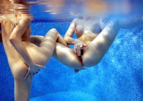 【激写】プールでガチ全裸の美少女、世界中に晒されてしまうww（画像あり） ポッカキット