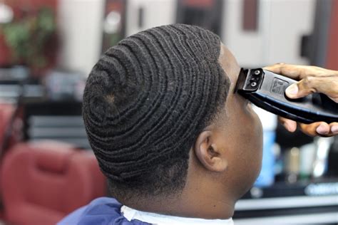 These are the best products, haircuts and styling tips for wavy, thick & unruly men's hair types, so you can get your disobedient mane under control. The Best Wave Brush to Get Those 360 Waves • Kalista Salon