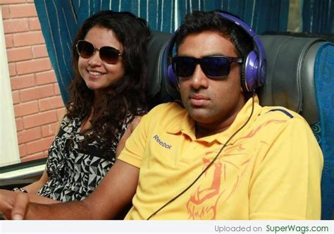 Anyone can get here cricketer ravichandran ashwin batting wife, ipl, latest news, wedding, cricket. Ravichandran Ashwin and Prithi Narayanan in Bus | Super WAGS - Hottest Wives and Girlfriends of ...
