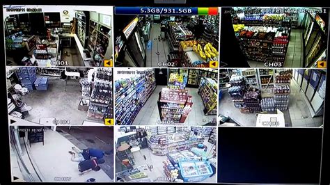 * qtrly revenue 557.6 million rgt, qtrly net profit 13.1 million rgt. 7 Eleven robbery fail in Malaysia - YouTube