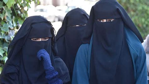 Niqab Banned In Tunisian Government Offices