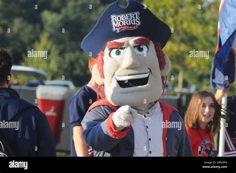 Sports Mascot Hi Res Stock Photography And Images Alamy