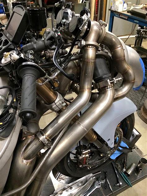 Compounding Boost In A Hayabusa Land Speed Engine