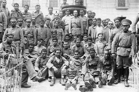 Comenzada la guerra, bolivia no realizó una movilización total, consideró que era suficiente llevar adelante una guerra económica y que no alterara la vida cotidiana de la población. Le CICR et la guerre du Chaco (1932-1935) - CICR