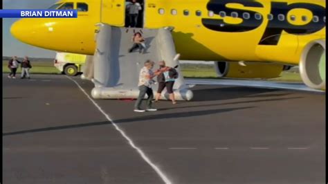 Spirit Airlines Jet Engine Fire Caused By Bird Strike In New Jersey