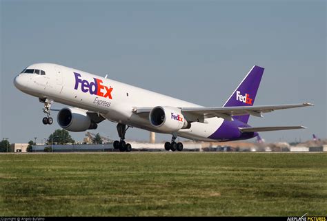 N992fd Fedex Federal Express Boeing 757 200f At Memphis Intl Photo