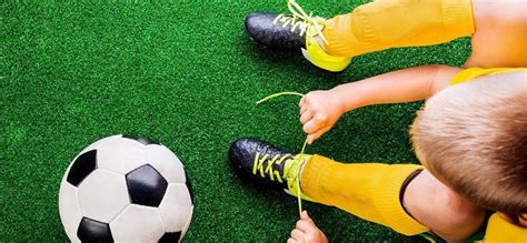 Stiri si meciuri din liga 1, cupa romaniei, echipa nationala, cupa mondiala, statistici, poze, jocuri si competitie pronosport. Încălțămintea de fotbal pentru copii - care este modelul ...
