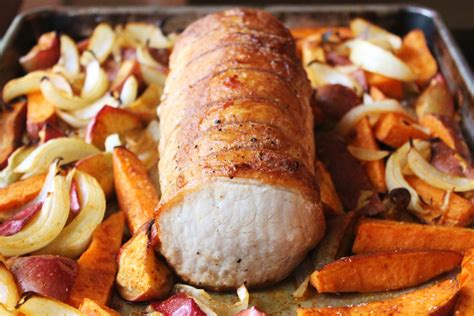 Pork roast with brussels sprouts, roasted sweet potatoes, sugar free applesauce and sliced tomatoes | source. {Whole30} Pork Roast with Sweet Potatoes, Apples and ...