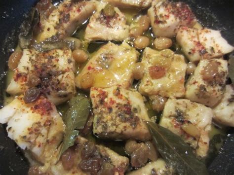 We did not find results for: SPEZZATINO DI BACCALA' (O PESCESTOCCO) ALLA CACCIATORA ...
