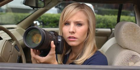 Kristen Bell S Most Famous Tv Characters Elle Bishop And Veronica Mars