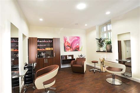 Sie möchten einen friseursalon eröffnen, wissen aber nicht, wie sie starten sollen? Friseursalon Leipzig Fotografien › Friseursalon Marion ...