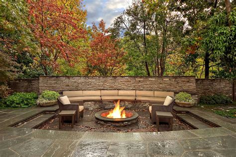 Outdoor Living Spaces by Harold Leidner