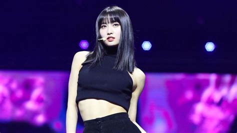 Momo De Twice Sufre Accidente En La última Noche De Su Gira Por Estados