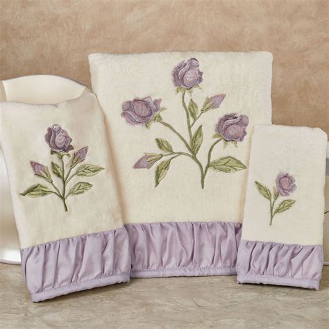 Lavender Rose Embroidered Floral Bath Towel Set