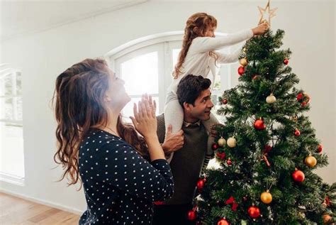 People Who Put Up Christmas Decorations Early Are Happier And Healthier