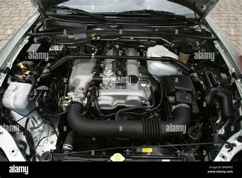 Engine Compartment Mazda Mx 5 Hi Res Stock Photography And Images Alamy
