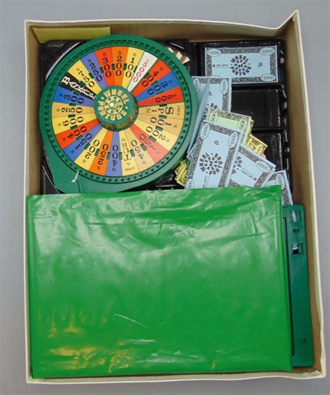 Casino games gone social 🎰 mobile casino games with the world's 1st social cash back games! Vintage Deluxe Wheel of Fortune Board Game 1986 Pressman ...