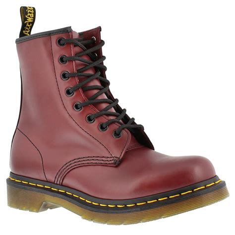 When i bought mine i got my normal size and they were perfect. Pin on Doc Martens!