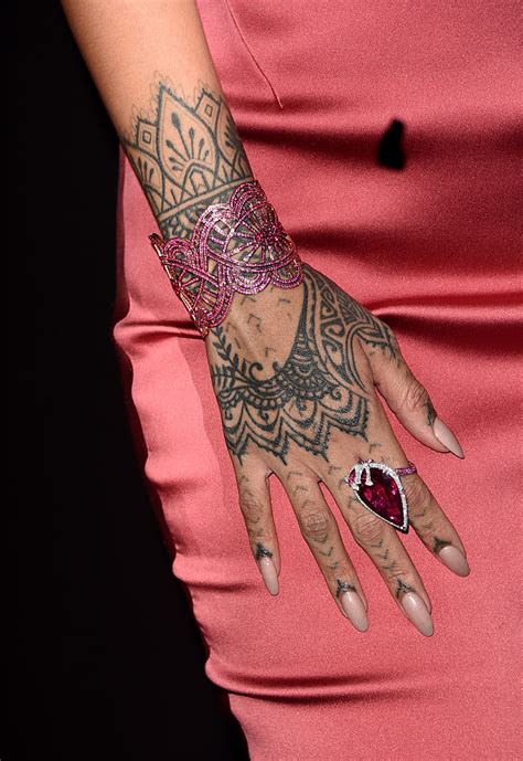 Las Mejores 136 Tatuaje Rihanna Mano Cfdi Bbvamx