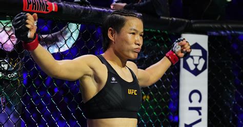 Zhang Weili Dominates Amanda Lemos Retains Strawweight Title At Ufc