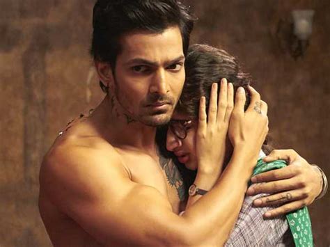 When saraswati's father disowns her, inder supports her against all odds and eventually falls. Filmfare review of Sanam Teri Kasam | filmfare.com