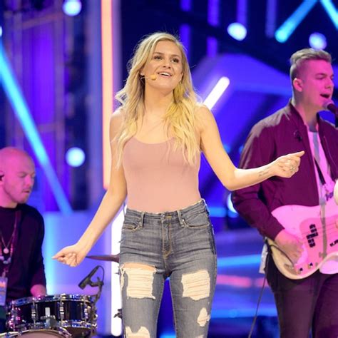 Kelsea Ballerini From The Big Picture Todays Hot Photos E News