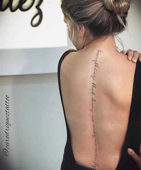 Tra O Fino A Tatuagem No Estilo Fineline Blog Tattoo Me Tatuagem Mulher Tatuagem No Meio