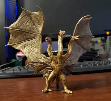Godzilla 2019 Hyper Modeling King Ghidorah Figure In Hand Us Seller