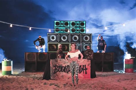 Andrea scazzi, francesca cecchini stylist alessandra amoroso: Video e Testo: BOOMDABASH & ALESSANDRA AMOROSO - "Karaoke ...