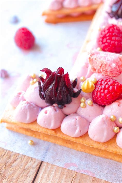 Si vous êtes plutôt vanille que chocolat? Number Cake à la Framboise {Défi Gourmand CuisineAddict} - Chocociframboise | Le blog | Cake ...