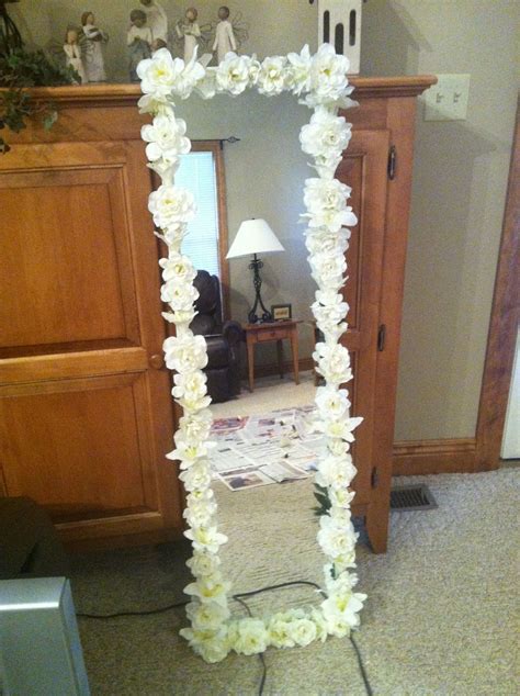 Pin By America Barrera Bahena On Espejos Bonitos Flower Room Decor Flower Mirror Diy Floral