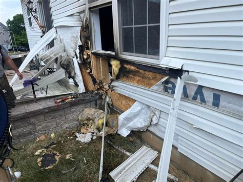 Neighbors, Police Extinguish Lower Southampton House Fire | Lower