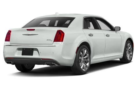 2016 Chrysler 300c Pictures