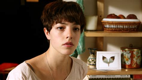 Olivia Thirlby Explores The Path Of Sexuality In Nobody Walks Front