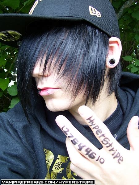 Blonde Emo Hairstyles For Boys Picture ~ Blonde Emo Hairstyle For Boys