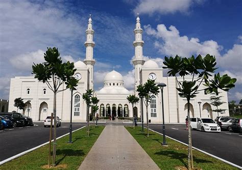 Indahnya Masjid Sri Sendayan Negeri Sembilan Macam Taj Mahal Libur
