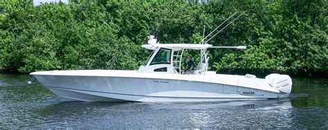 2015 Boston Whaler 370 Outrage Center Console For Sale Yachtworld