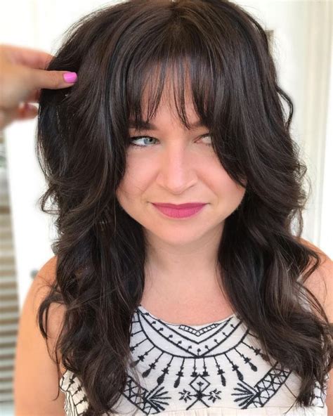 50 Most Trendy And Flattering Bangs For Round Faces In 2022 Hadviser