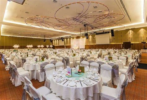 Setia city convention centre offers nothing short of a panoramic view of the beautifully landscaped garden that overlooks a scenic lake. Setia City Convention Centre at Shah Alam |Ask Venue