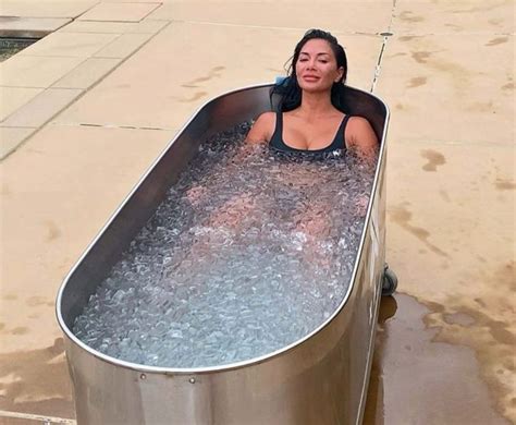 5 Things That Happen To Your Body In An Ice Bath Health Blog