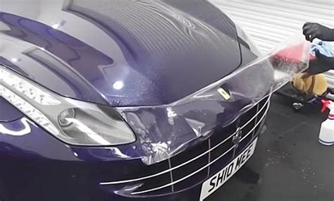 Maybe you would like to learn more about one of these? Ferrari FF: Shmee150 zerkratzt den Lack | autozeitung.de