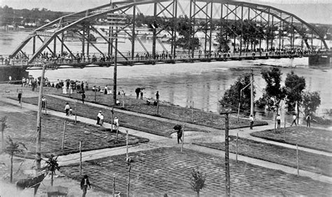 The Brazos River Flooding In Waco 1913 This Image Is Courtesy Of The