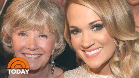 Carrie Underwoods Mom Reveals She Always Knew Carrie Had A T From