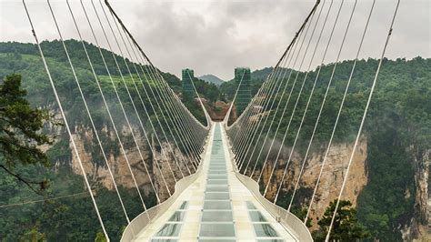 Najwyższy Szklany Most Na świecie Chiny Zamykają Przez Natłok Turystów