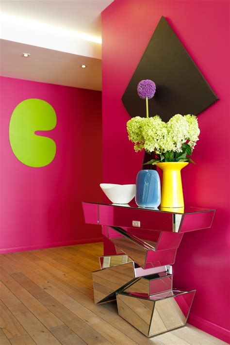 Bright colored decor are celebration essentials that you must opt for if you desire superior decoration during the holidays. Bright Paint Color Ideas For A Family Home Decor In Russia