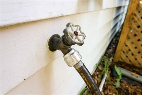 How To Connect A New Garden Hose Gardeningleave