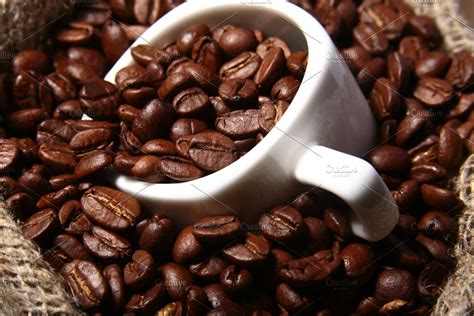 There are 555 suppliers who sells fresh roasted arabica coffee beans on alibaba.com, mainly located in asia. Fresh roasted coffee beans in burlap | Fresh roasted ...