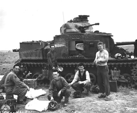 Photo M3 Medium Tank Number 309490 Of D Company 2nd Battalion 13th